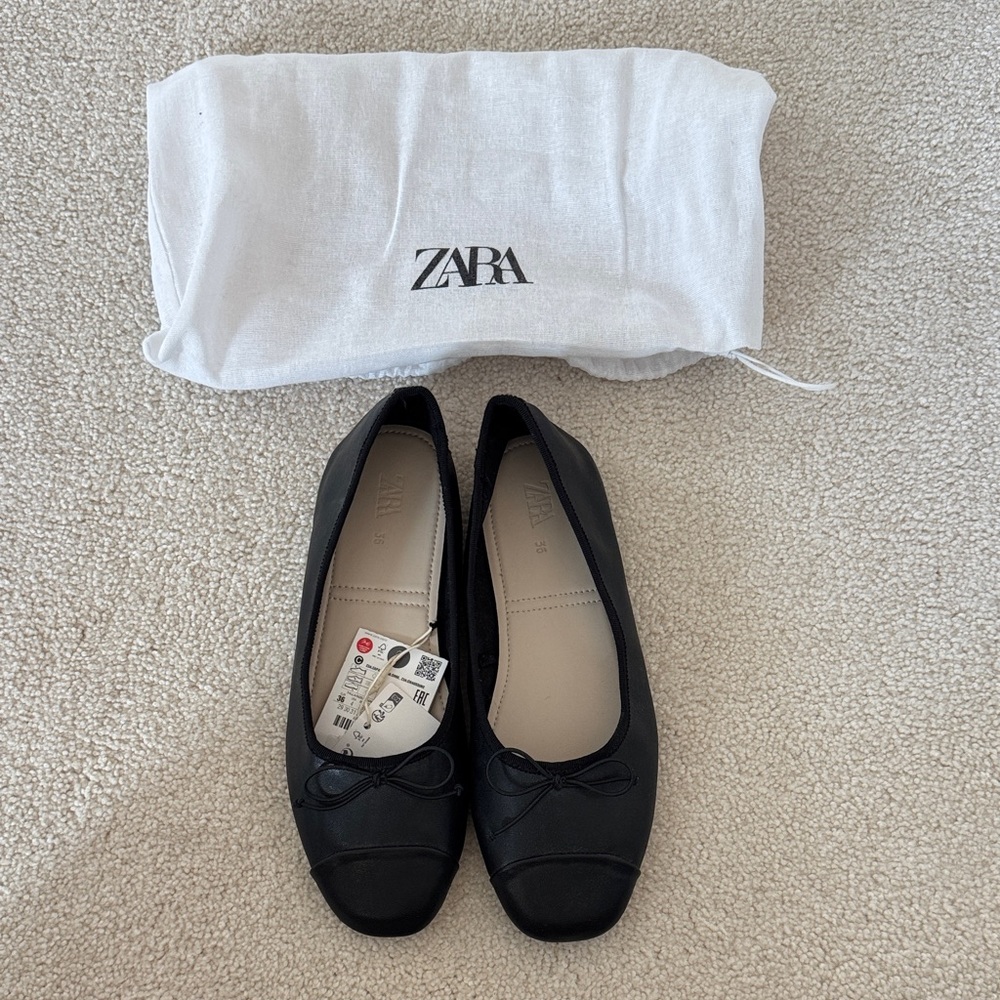 Zara Black Ballet Flats with Bow